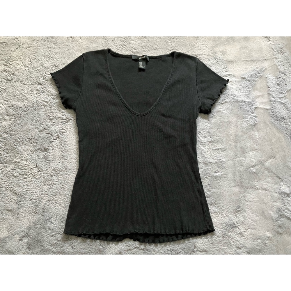 forever 21 ribbed lettuce hem tee